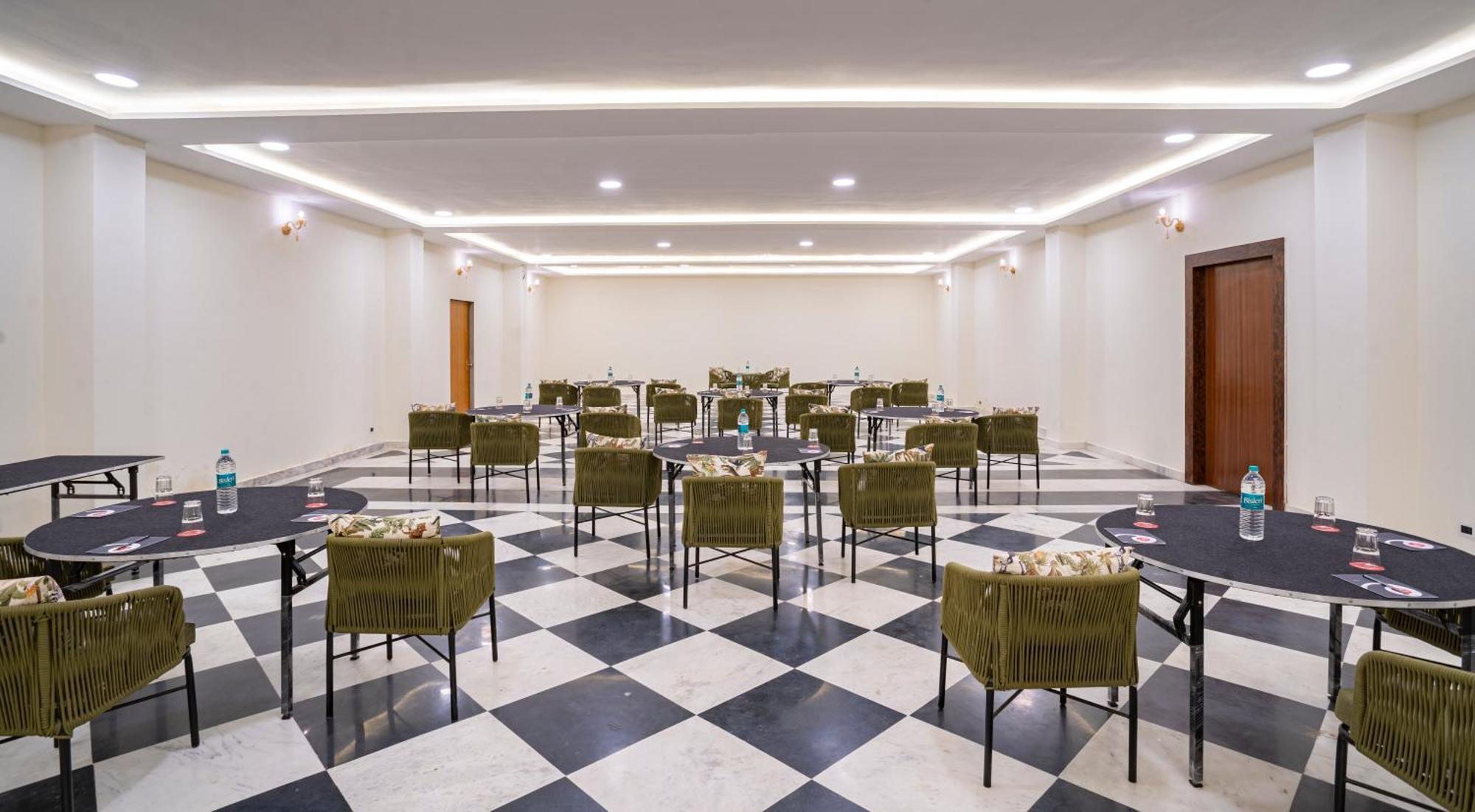 Spree Resort Sariska Thana Ghazi Екстериор снимка