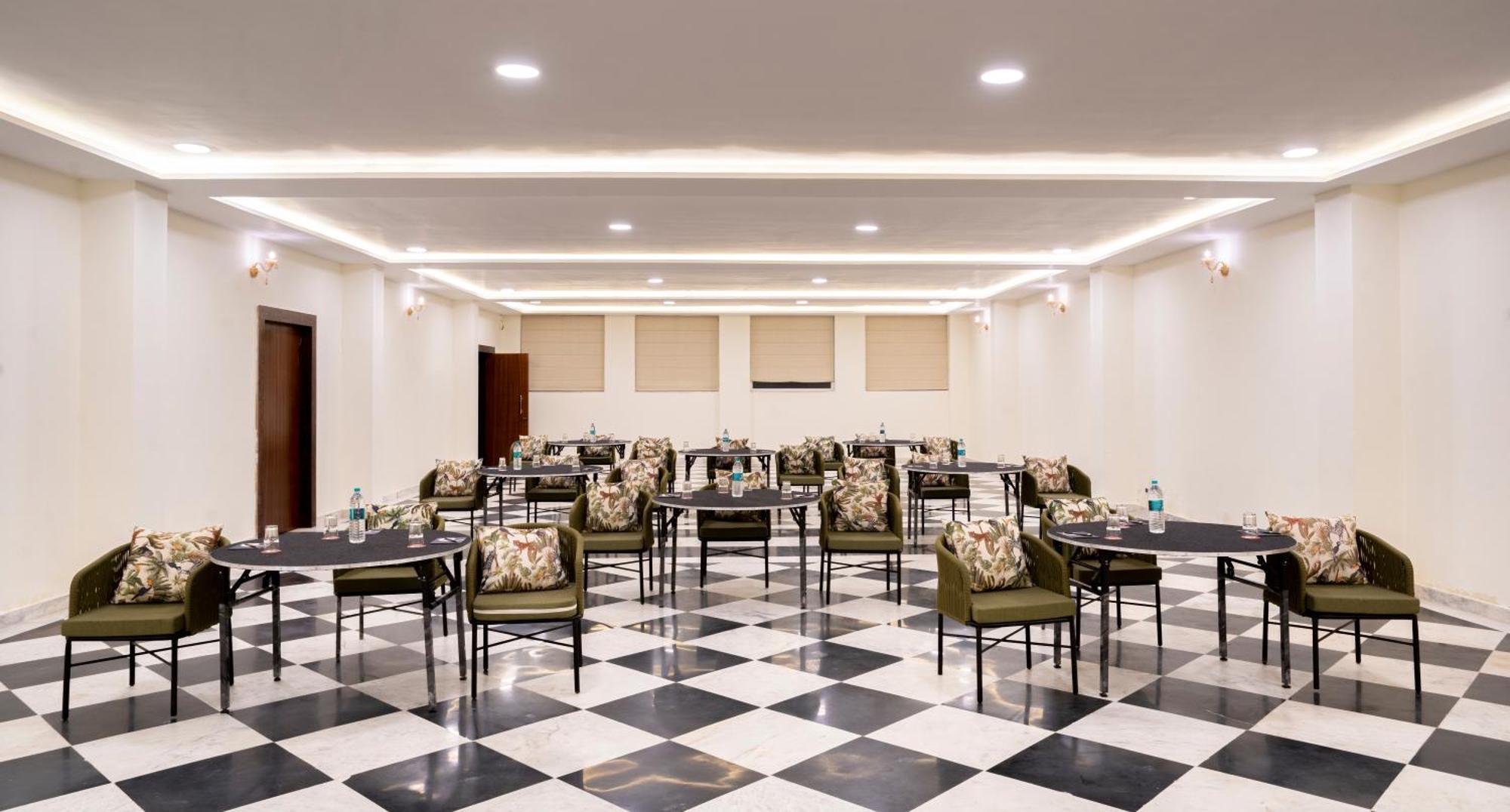 Spree Resort Sariska Thana Ghazi Екстериор снимка